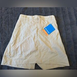 Columbia omni protection tan skirt with built in shorts and adjustable waist
